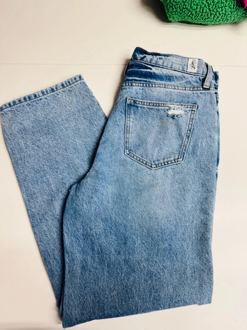 Altar’d State Light Wash Distressed High-Rise Jeans - Picture 3 of 5